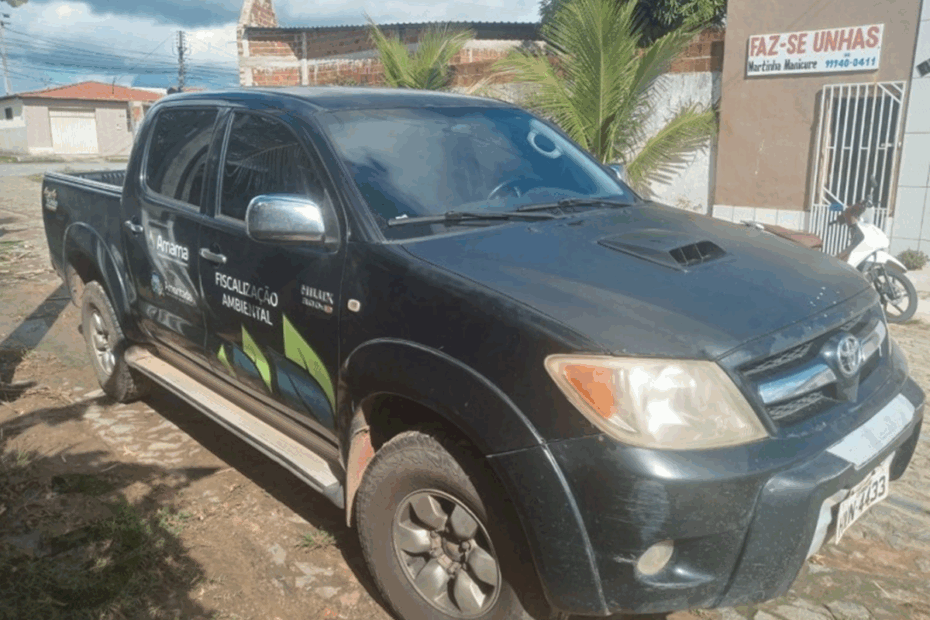 Caminhontes, carros e pneu leilão de Prefeitura