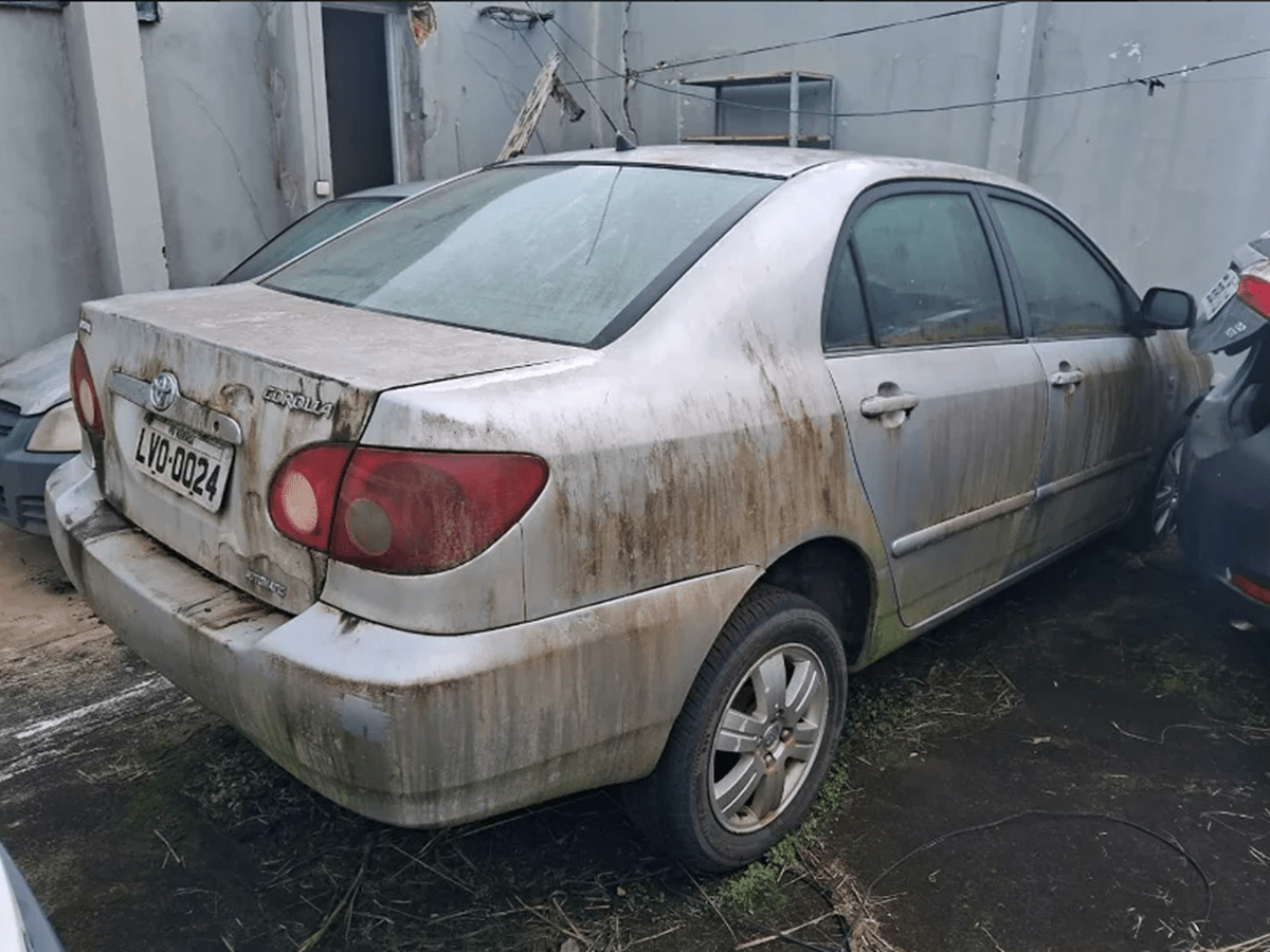 Corolla e outros carros e motos no leilão do Mistério da justiça