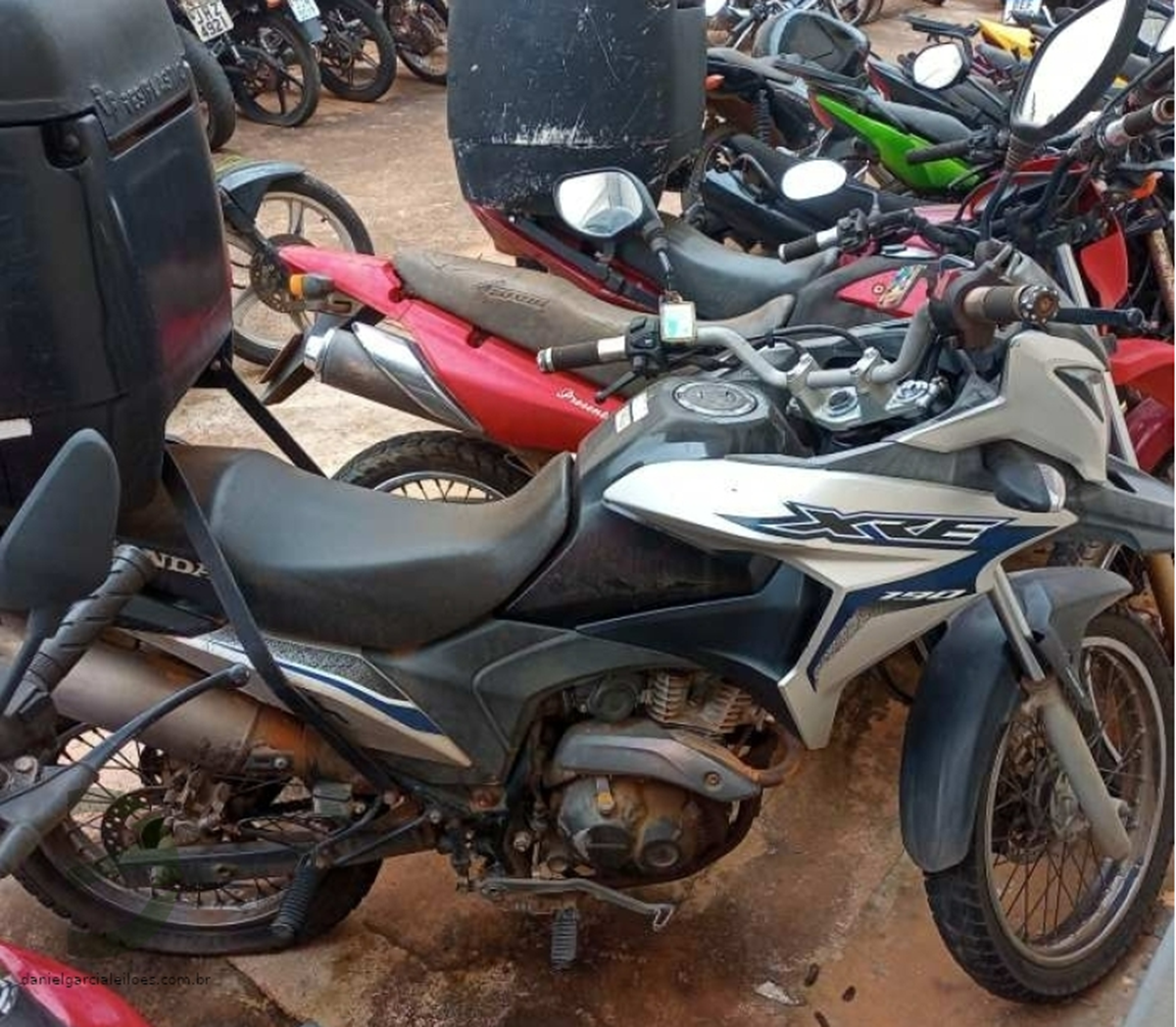 Leilão da PRF tem motos Honda XRE, CB 500F e Pop 100