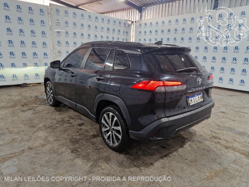Leilão da Toyota tem Hilux, Corolla Cross e Etios