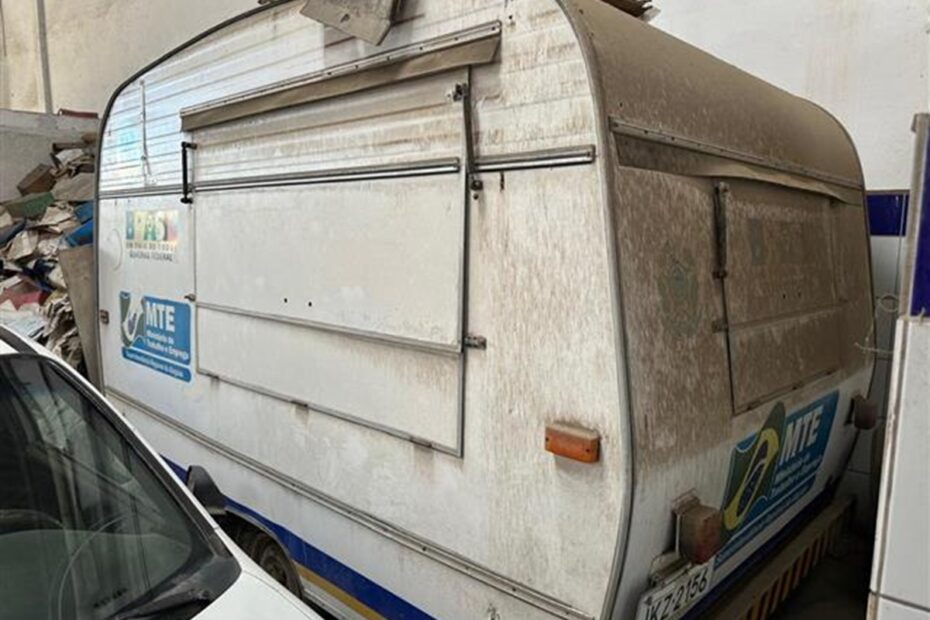 Leilão de Frota do Ministério do Trabalho tem carros, caminhonete e Tralher