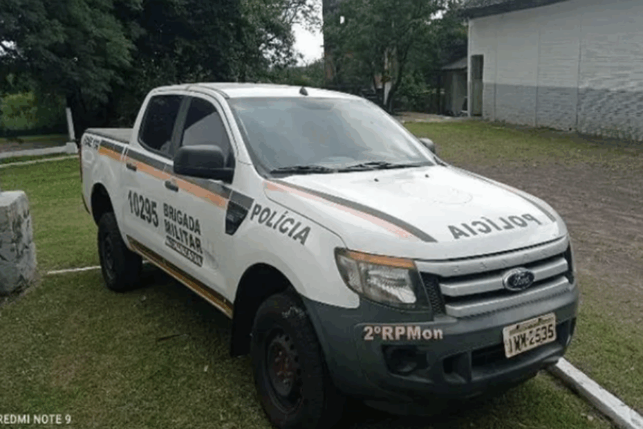 Leilão de viaturas políciais tem 14 caminhonetes