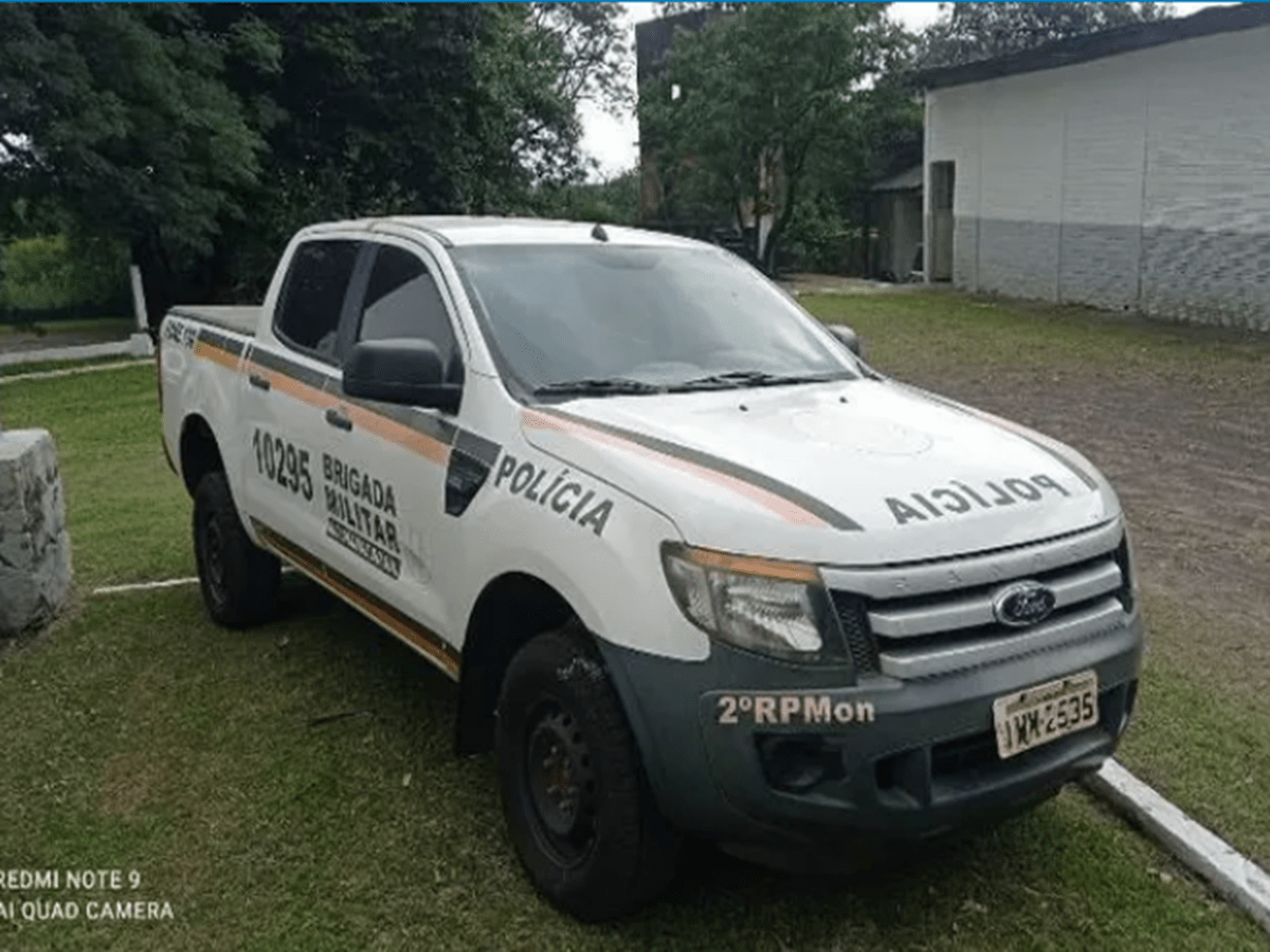 Leilão de viaturas políciais tem 14 caminhonetes