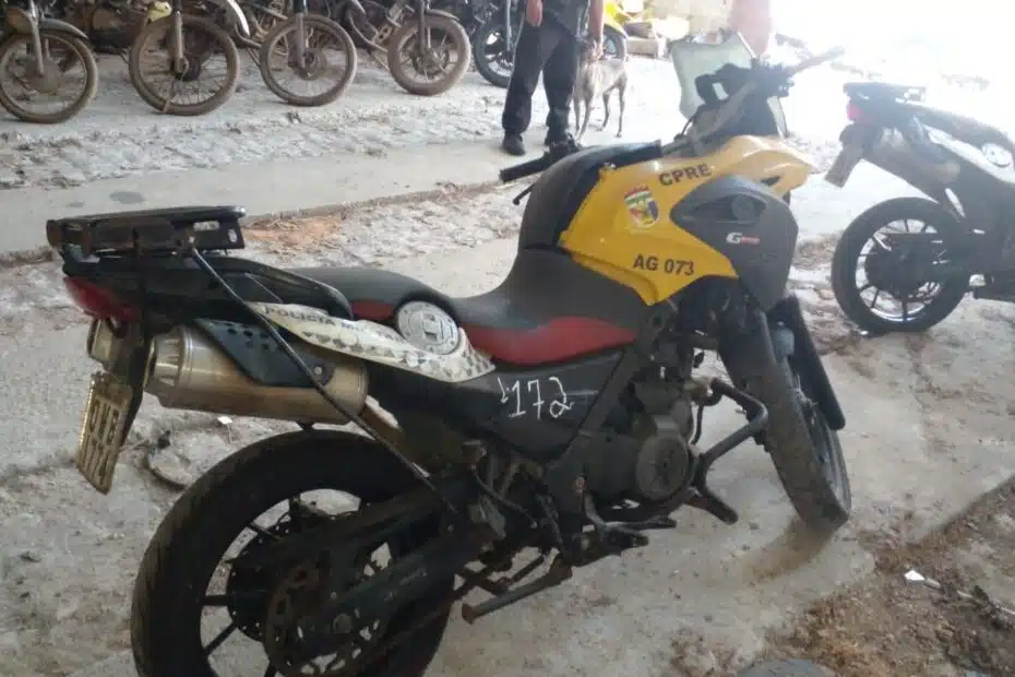 veículos como Pajero, Troller e motos BMW leilão de viaturas da polícia Militar