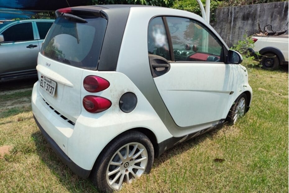 Caminhonetes Motos e SUV de luxo no leilão de aprenções da Polícia Federal