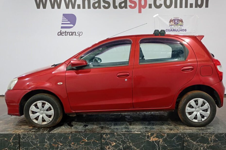 Carro Popular Barato no leilão do DETRAN de São Paulo