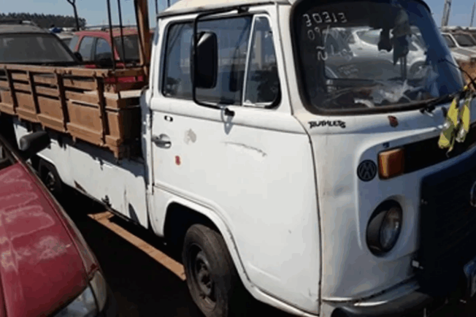 Leilão Detran São Paulo tem Monza, Kombi, DelRey e outros carros clássicos a partir de R$ 780