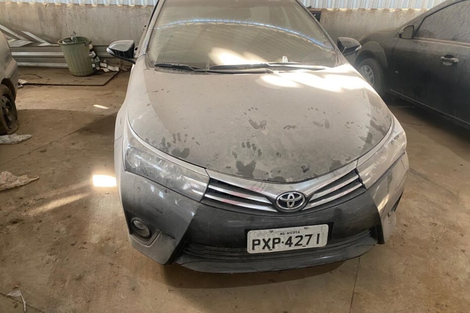 Leilão de apreensões da Polícia Federal tem Corolla, Golf caminhão e moto