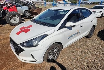 Prefeitura de Guaraciaba abre leilão eletrônico com veículos, máquinas e móveis