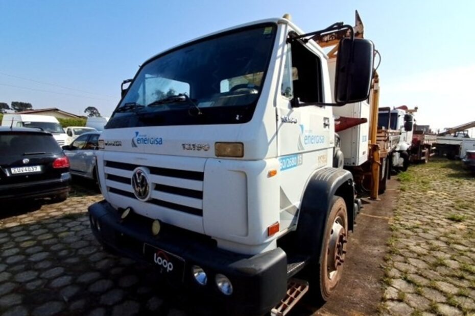 Leilão de companhia elétrica tem caminhonetes e caminhão a partir de R$ 16 mil