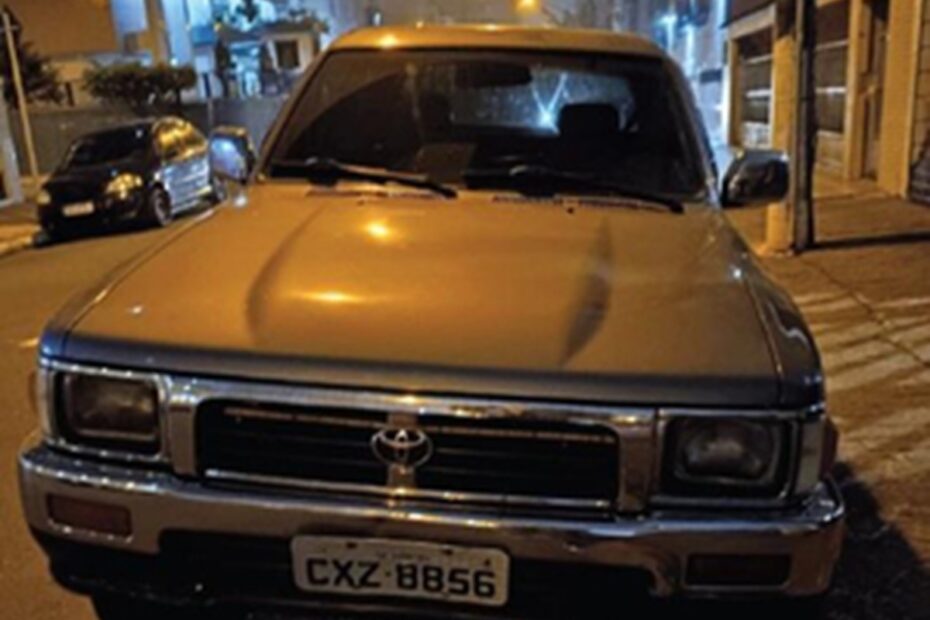 Leilão do Tribunal de Justiça tem Caminhonete, caminhão e carros