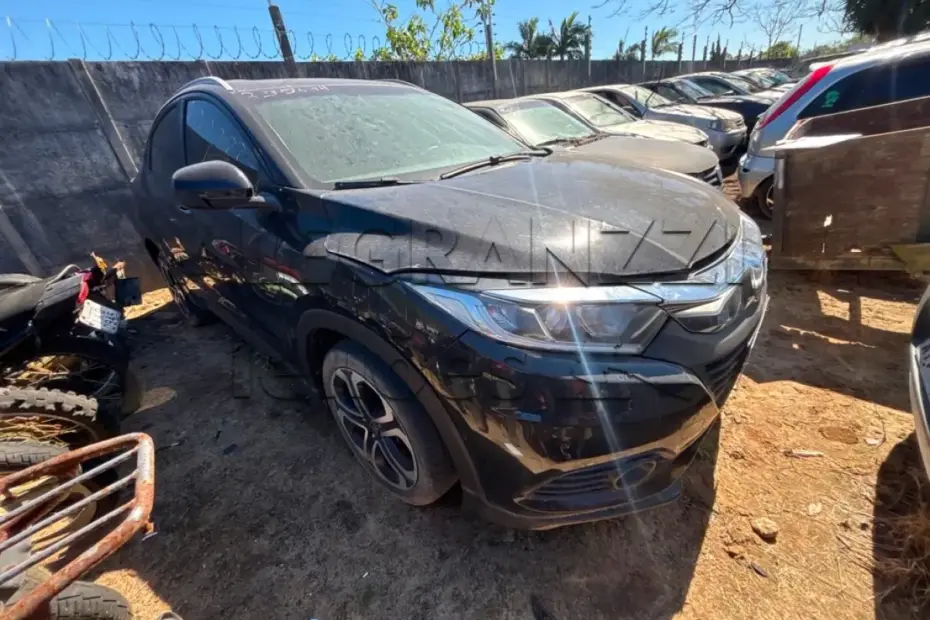 Leilão do Detran SC tem carros a partir de 650 rais com direito a documentação