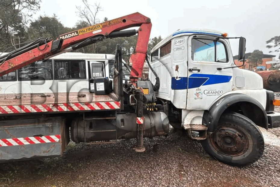 Gramado em Leilão: Caminhões Mercedes a Partir de R$ 5 Mil e Carros Populares a R$ 500