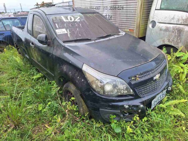 CAMINHONETE CHEVROLET MONTANA Litoral de SP realiza megaleilão com mais de 1,2 mil veículos apreendidos