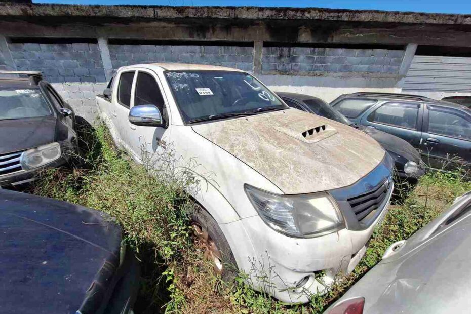 Mega Leilão no Litoral de SP: Hilux, Saveiro e Kombi por R$ 2,5 Mil