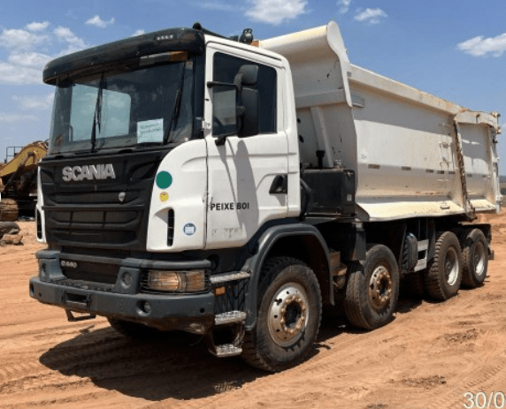 Caminhão Basculante Scania G 440 Leilão da empreiteira Andrade Gutierrez tem caminhão Mercedes, Scania e Volkswagen