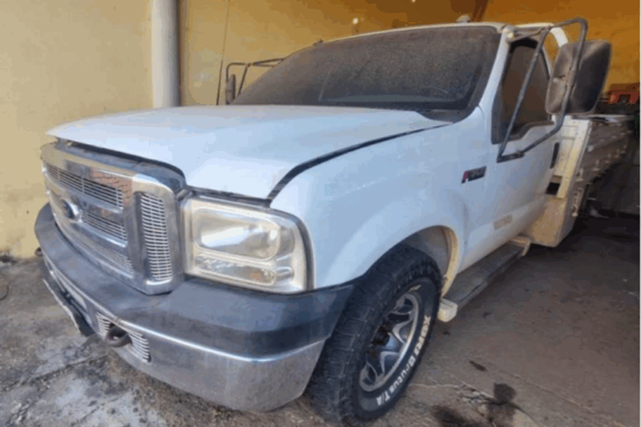 Leilão Judicial do TRT: Caminhão Mercedes Atego e Ford F-350 Pela Metade do Preço de Mercado