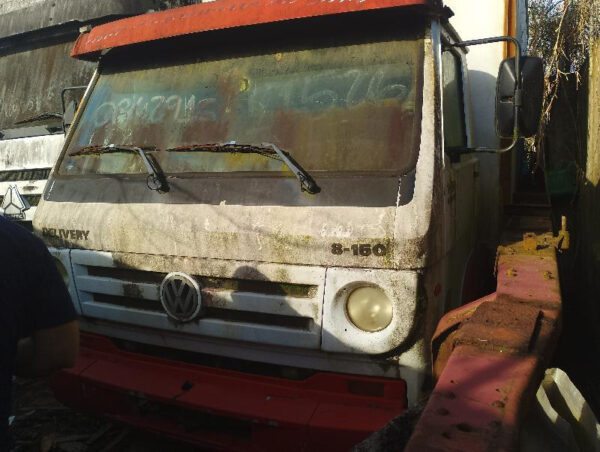 Caminhão Volkswagen 8.150E DELIVERY PRF realiza leilão com caminhões Volkswagen, Iveco e Mercedes