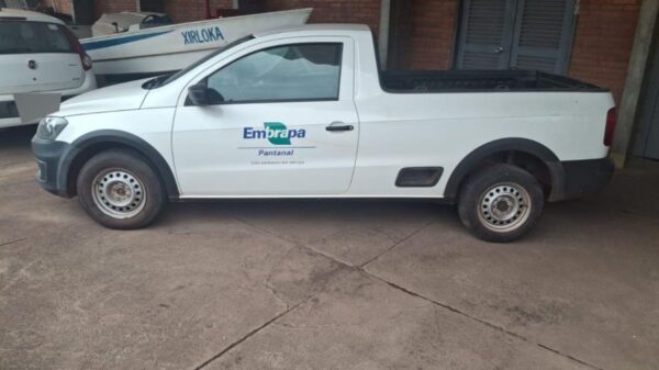 Caminhonete VW Nova Saveiro Leilão da Embrapa Tem Caminhonetes 4x4, Barco e Gerador