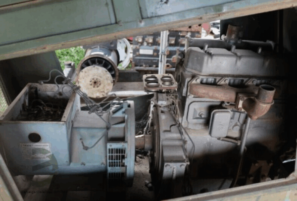 GRUPO GERADOR DE CAMPANHA COM POTÊNCIA ACIMA DE 100 KVA ATÉ 300 KVA Leilão do Exército