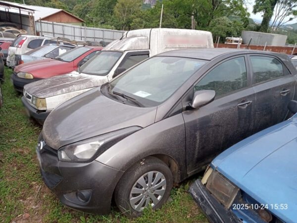 HYUNDAI HB20 Leilão da Justiça do RS tem Camaro 2SS, SUV de luxo e carros a partir de R$ 5 mil