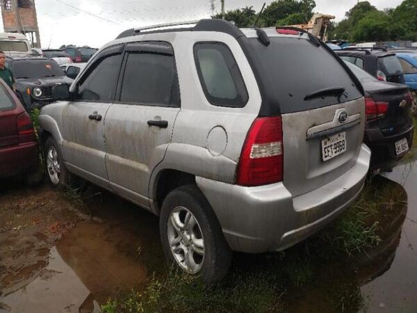 KIA SPORTAGE LX 2.0 G2 Detran-SP anuncia grande leilão com carros e motos a partir de R$ 1,4 mil