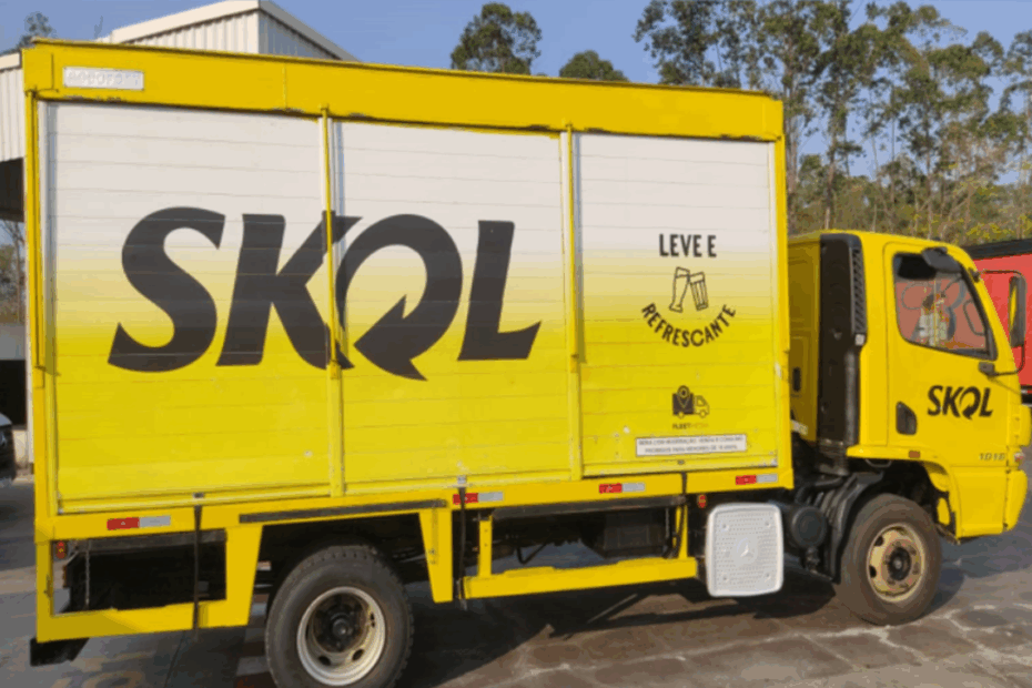 Leilão de frota tem caminhão Scania Volvo com Baú frigorifico a partir de 79 mil reais