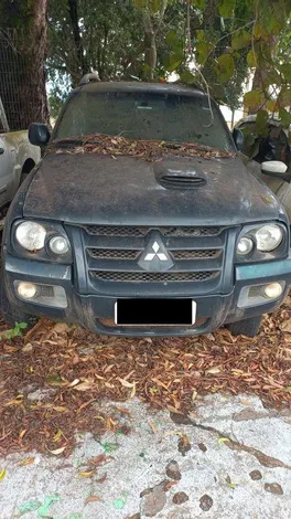 MITSUBISHI PAJERO SPORT Leilão de empresa ambiental tem caminhonetes 4x4 diesel e caminhão