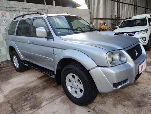 MITSUBISHI PAJERO SPORT Leilão do TRT oferta lancha, carros de luxo, caminhonetes e itens de grife