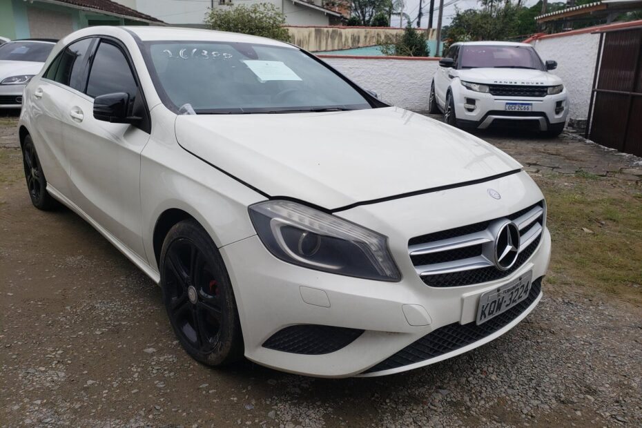 Veículos apreendidos do crime organizado são vendidos com lances muito abaixo do mercado