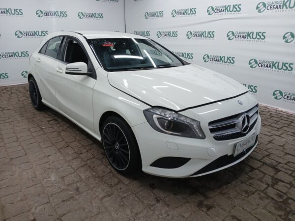 Mercedes BENZ A200 TURBO Leilão de veículos retomados tem carros, motos, caminhonetes e até caminhão em até 60x