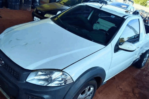 fiat strada leilão do Detran-MS  