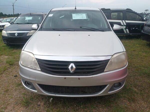 RENAULTLOGAN-EXP-1 Último Leilão do Paraná Carros
