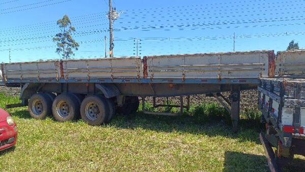 Semi Reboque GUERRAPRF realiza leilão com caminhões Volkswagen, Iveco e Mercedes