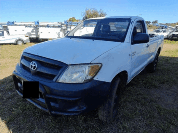 TOYOTA HILUX CS 4X4 Leilão de caminhão e caminonets 4x4
