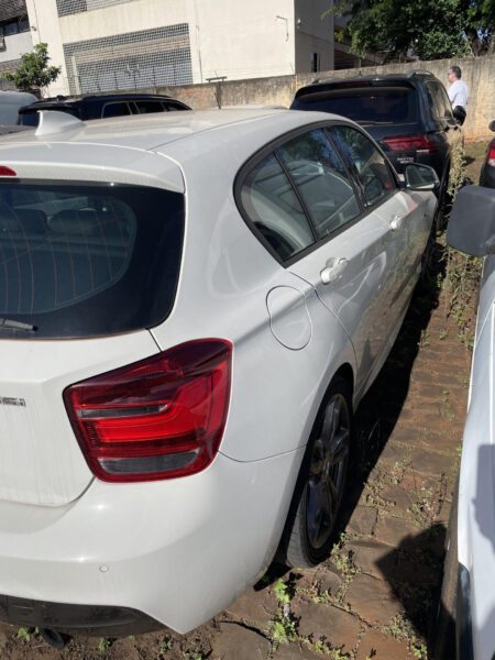bmw 135i serie M Leilão do Ministério da Justiça tem Hilux 4x4 por R$ 31 mil e BMW