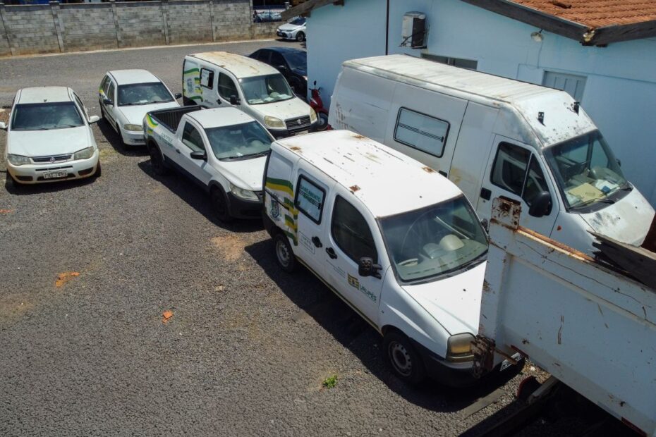 Prefeitura no Interior de SP Realiza Leilão com Carros, Caminhões e Máquinas Pesadas a Partir de R$ 10 Mil