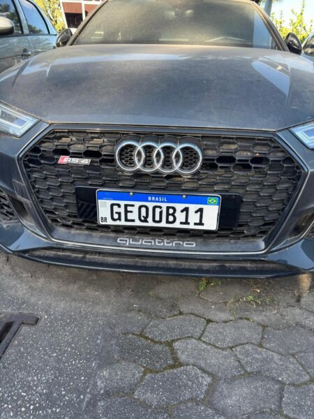 AUDI RS4 AV 2.9TFSI frente leilão de combate ao tráfico de drogas