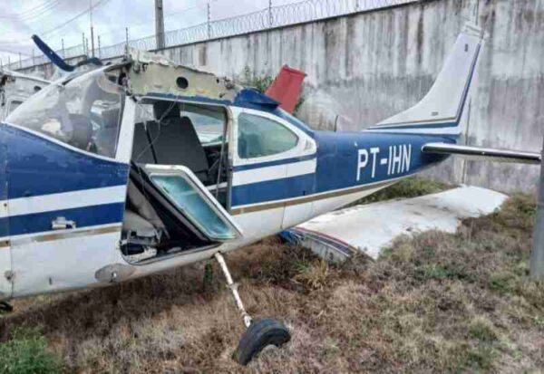 Aeronave Classe Avião Asa Fixa Motor Convenci leilão de combate ao crime organizado