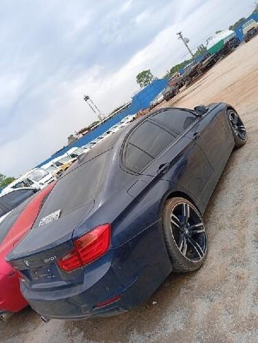 BMW - 320iA Leilão do Tribunal de justiça tem SUV e carros de luxo