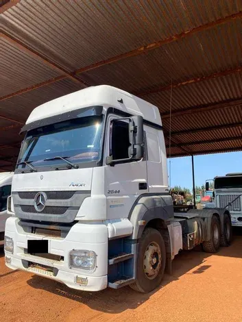 CAVALO MECÂNICO MERCEDES-BENZ AXOR 2644S 6X4 leilão do agronegócio