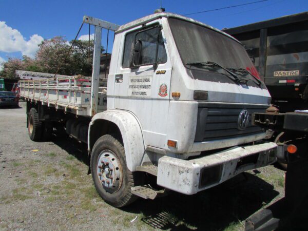 Caminhão Volkswagen 12.140 Leilão Governo de São Paulo