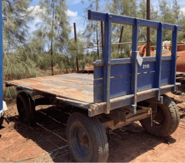 Carreta Agrícola 4 Rodas Acton Leilão do Agronegócio tem tratores, carretas e implementos agrícolas