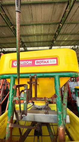 DISTRIBUIDOR DE ADUBO Leilão Agro Auriverde