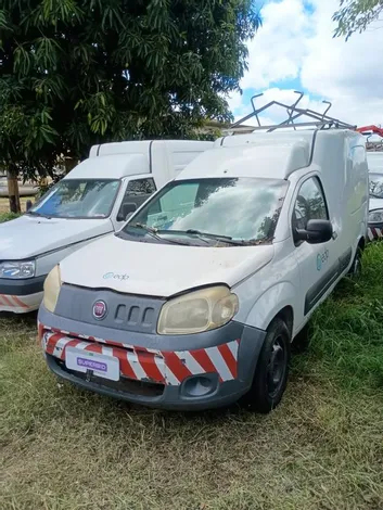 FIAT FIORINO 1.4 FLEX Leilão de companhia de engenharia caminhão com munck