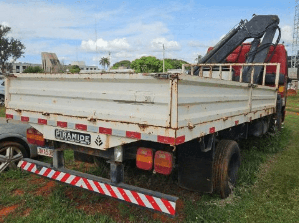 FORD CARGO 8 leilão de combate ao crime organizado com veículos aprendidos pela policia federal