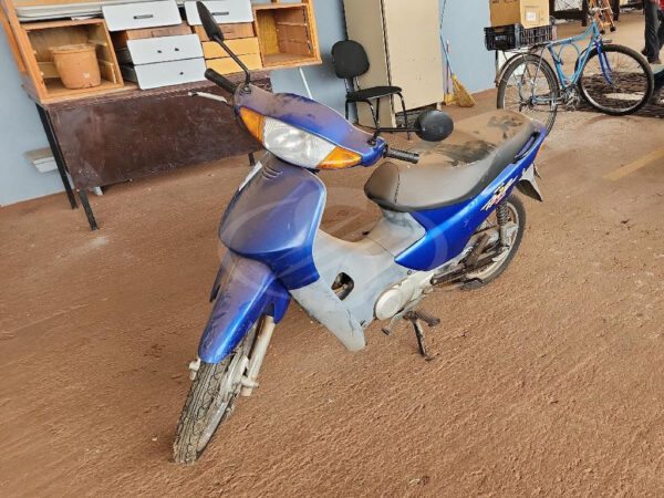HONDA C100 BIZ Leilão de Prefeitura tem Barco