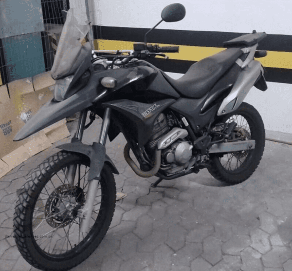 HONDA XRE 300 Leilão de Viaturas da Policia Federal