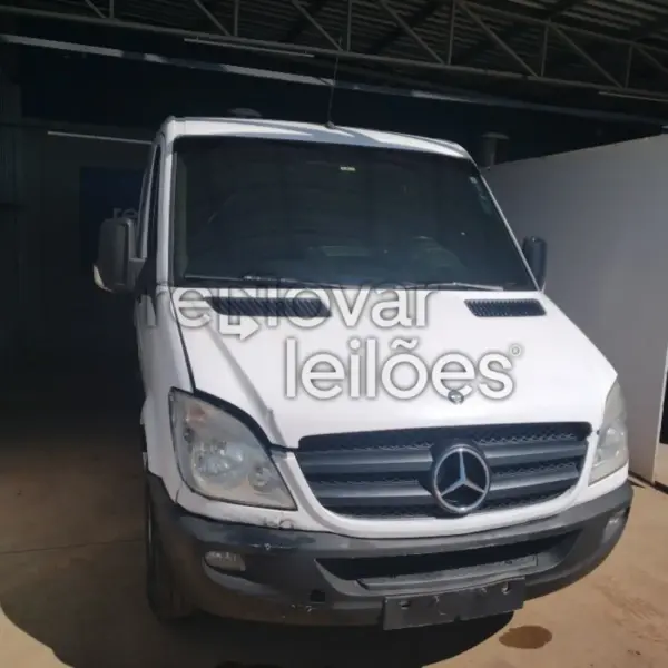MERCEDES BENZ SPRINTER Caminhonetes, Caminhões e Carros a Partir de R$ 10 Mil