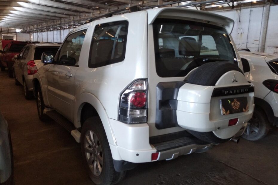 Mitsubishi PAJERO HPE Leilão Tokio Marine Seguros com caminhontes e SUV 4x4 , Caminhão e carro de luxo por R$ 29 mil – Encerra Dia 0312!
